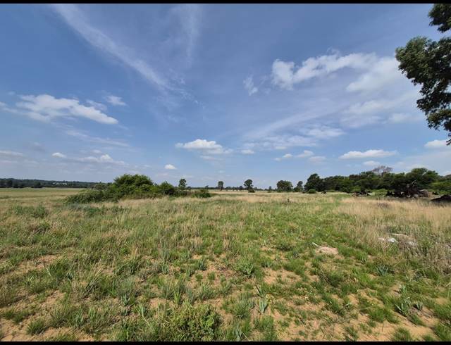 2,242M² VACANT LAND FOR SALE IN VAALPARK
